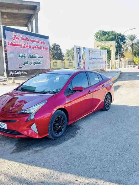 السلام عليكم 
تويوتا بريوس بلكن ٣  انضمه 
موديل ٢٠٢١  
رقم بغدا الجديد بسمي
فول مواصفات ماعدا الفتحه 
السياره جديده وخير من الله 
الحادث جامرلغ وبنيد بدون دواخل
ايرباك ستيرن + برده 
السعر ١٢٣$  وبيه مجال بسيط 
***********
