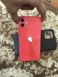 آيفون ١٢ ١٢٨ • بطارية ٨٢٪ • سماعة مكالمة معطلة