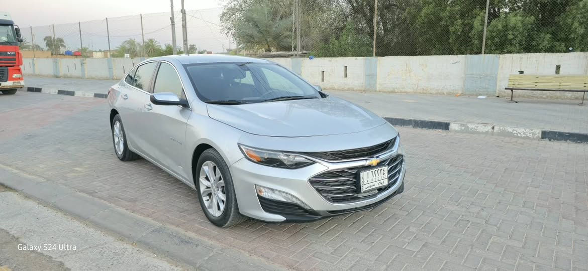 للبيع شوفر ماليبو موديل 2019  حادث فقط جاملغ فقط  بدون دواخل مكفوله شواصي وتكم ومكينه وكير وحداديه  السيارة فول موصفات من عده الفتحه بصمه كشن كهربائي تبريد قطعتين تحكمات شاشه كبيره وكاميرا وحساسات تتفئه كشنات فئت LT  رقم كربلاء دولي تحويل مباشر مكان السياره كربلاء  السعر 93  ***********
