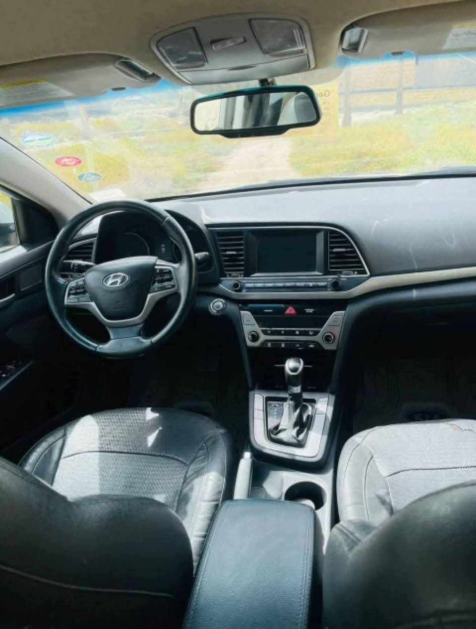 النترا 17 رصاصي اللون
وارد امريكي حادث جاملغ او بنيد 
سيارة فول مواصفات عدة الفتحة
كشنات جلد كرسي كهربائي 
السيارة بصمة 
رقم انكليزي جديد 
سنوية لل 2030
السيارة بأسمي 
112$ / ***********
