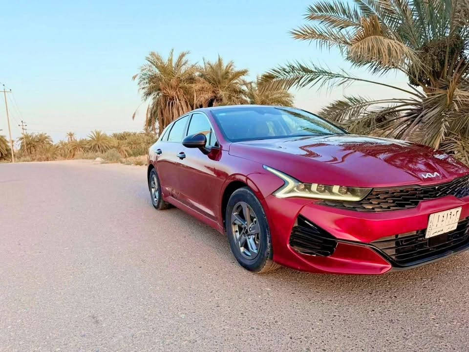 مراوس ب c200 او للبيع موديل ٢٣ مكفوله تقرير بيها بسيط جاهزه عالاخير 
مراوس ب c200 ٦ سلندر نضيفه موديل فوگ١٥ ونتفق عالفرق .. مكان ناصريه 
***********
