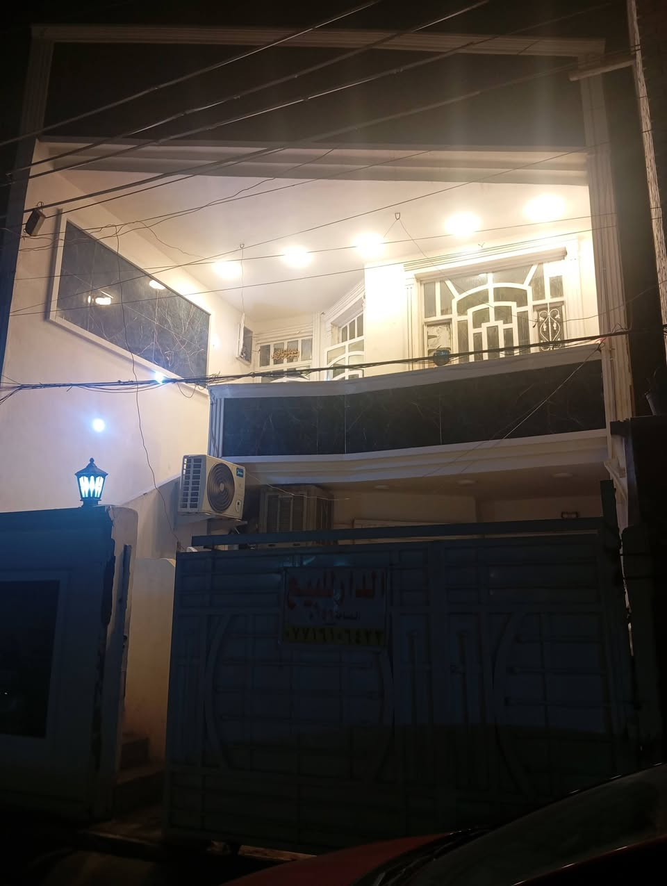 دار للبيع مساحه 156 الواجهة 6في26السلام خلف مدرسه العداله هاتف ***********
