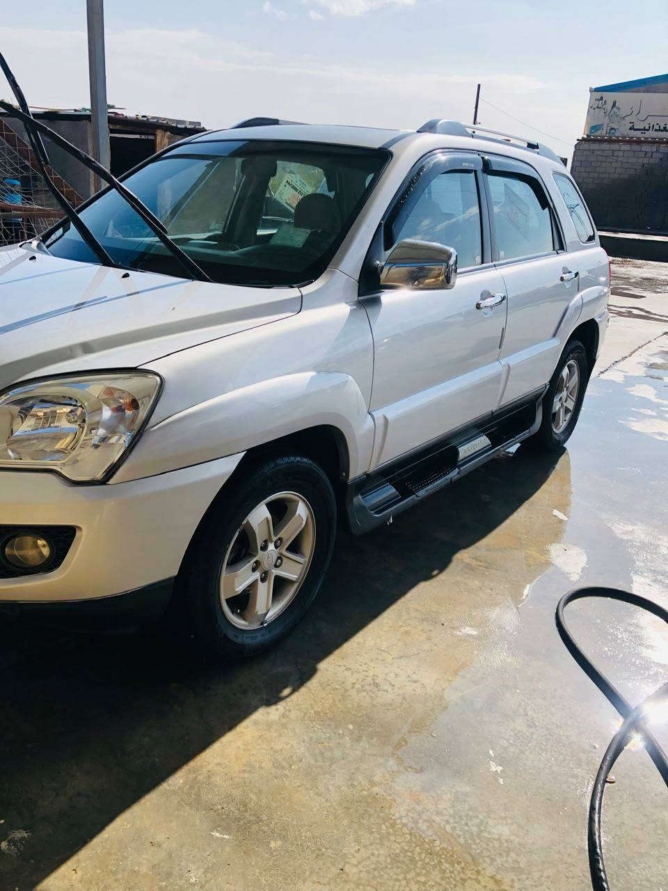 سيارة كيا سبورتج ٢٠٠٩ مكينه ٦ سلندر  ٢٧٠٠وارد خليجي دواخل بيجي بأسمي رقم بغداد مشروع وطني ل٢٠٢٦ السيارة مكفوله من الصبغ والضربه فتحه بالقمارة شاشه وكاميرا خلفيه و مثبت سرعه الگير نمرتين عادي واوتوا  فقط صبغ (الدعاميات والترايش للجماليه لا أكثر) عارضه ب125$ وبيه مجال بسيط. الديوانية
هاتف

***********

***********
