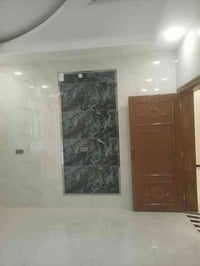 بيت للبيع المساحه 200متر درجه اولى بحي اور الثانيه طابقين 6غرف نوم صال...