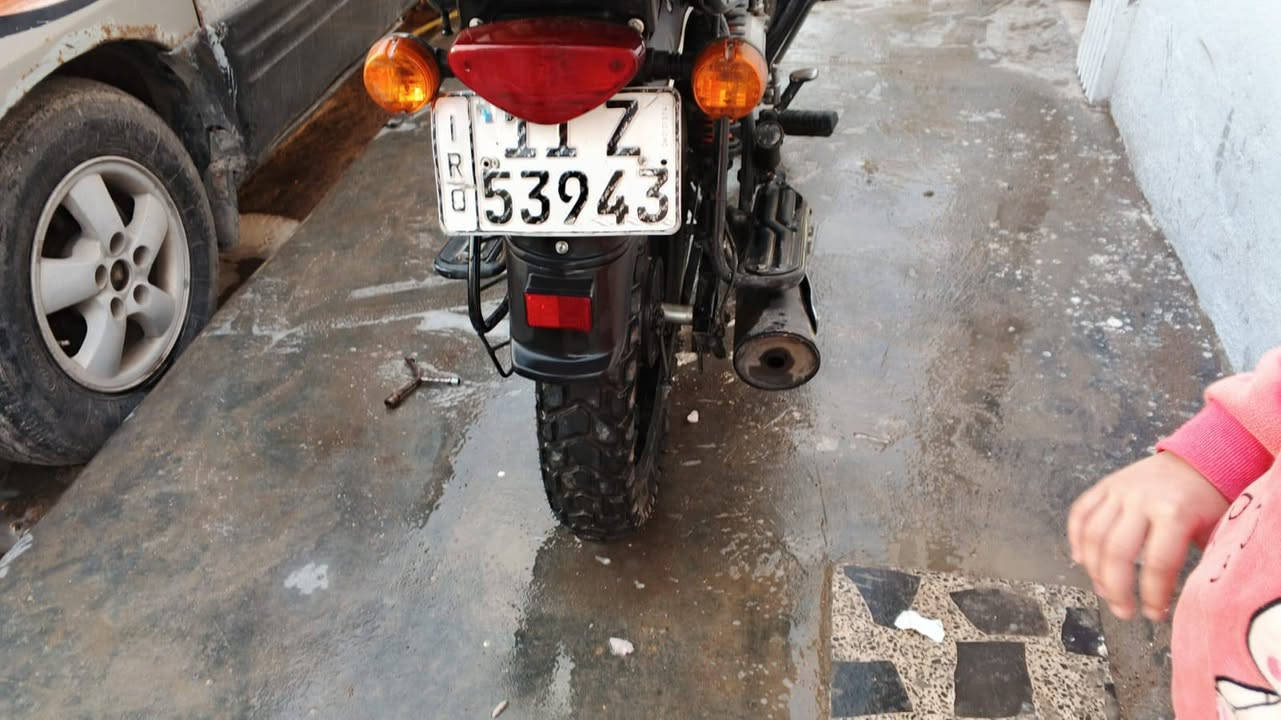 للبيع
دراجه بوكسر مرقم رقم انكليزي تحويل ثاني يوم 
موديل٢٣
مكاني حي الجهاد
السعر2 مليون قفل بدون مجال
***********
