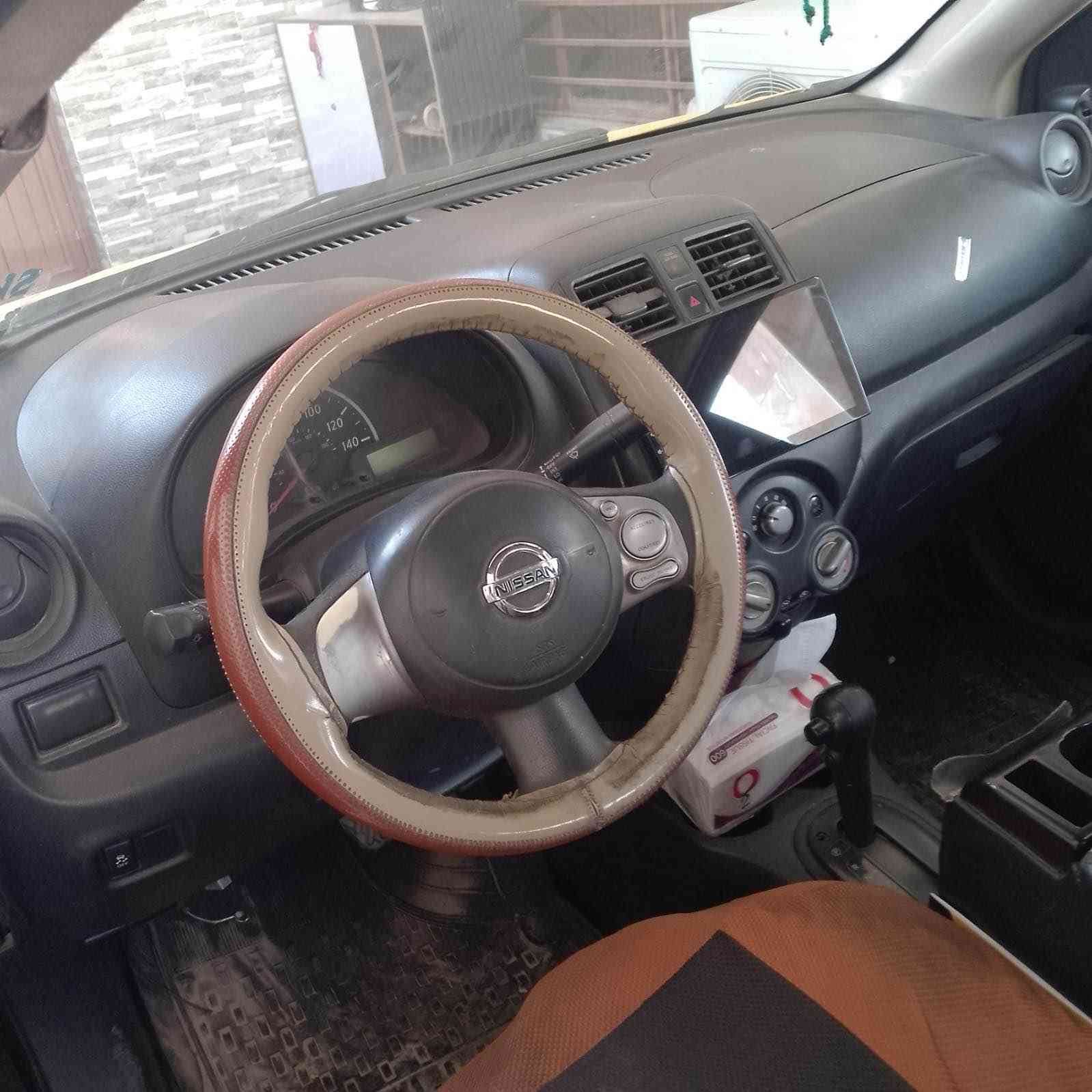 السلام عليكم سيارة نيسان فيرسا موديل 13 أمريكي مكينة مكفوله كير بيه مشكله رقم بغداد السعر 65 بيه مجال ***********  العنوان بغداد جسر ديالى بغداد, العراق
