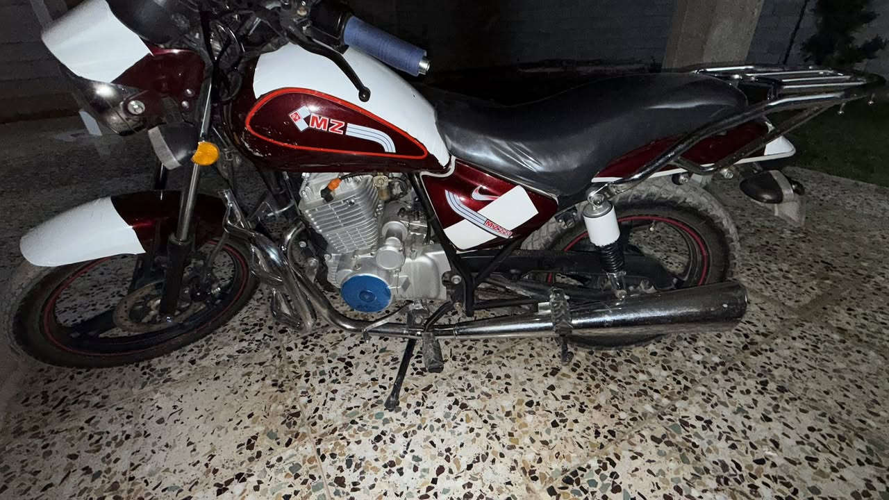 سلام عليكم
دراجه للبيع 
موديل ٢٠٢٠ 
اوراق كاملة 
كامله برغي مناقصهه 
محرك ممفتوح 
السعر  مليون و ١٥٠ قفل الاربع ميرهم بدون عمله 
 مكان يثرب 
***********
