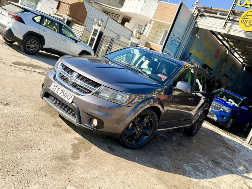 سلام عليكم بيع أو مراوس حسب قناعة     دوج جورني مديل 2019 محرك ٦ سلندر بصمه فول الفول عده الفتحه شاشه جبيره كشنات كهرباء داخل ملكي تخم تاير صدر خلفي امامي كله جديد بيها جاملغ امامي بنيد بيه رش قطعتين بدون دواخل بدون كلشي سياره احلة من صوره مكاني بغداد لستفسار عله ***********
