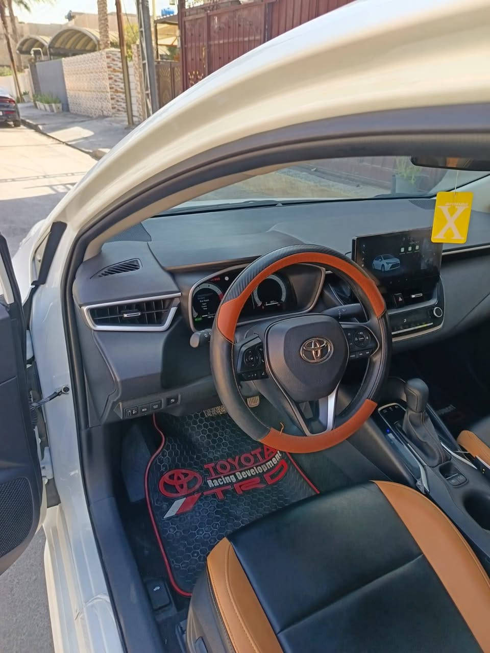 السلام عليكم للبيع كورلا ٢٠٢٤ خليجي تجميع الصين السياره مكفوله كفاله عامه من كلشي ماشيه ١٩ الف فول موصفات فتحه بصمه كشنات جلد لونين كرسي كهرباء رادارات لايت زنون لد نهاري سايد بريك بصمه سياره هواي بيه موصفات بعد السعر١٤٨ وبيه مجال بصيط للستفسار *********** بغداد الطالبيه بغداد, العراق
