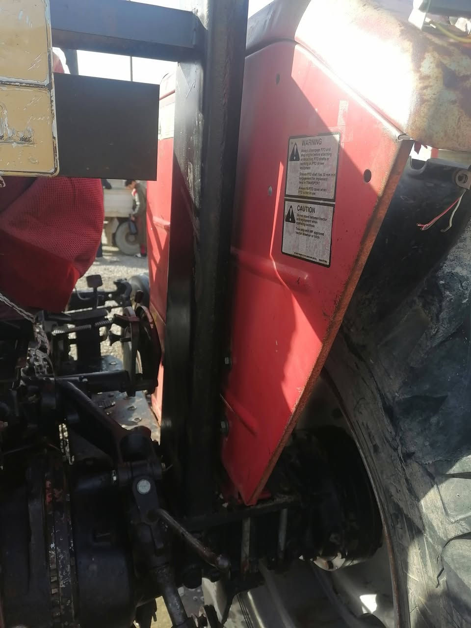 السلام عليكم تركتر  فوركسن ايراني للبيع موديل 2013 محرك معمر لاصرف و لا بخار رقم وسنويه سليمانيه   تركتر نضيف  كير اكسل شركه محرك مجفت  تايرات اربعه جديد صدر شرط
سعرو مناسب  للتواصل ***********
***********
