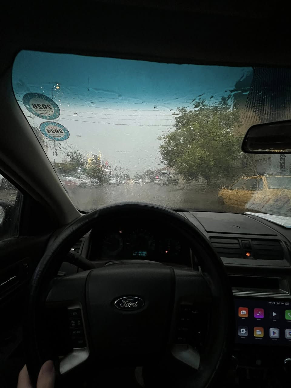 السلام عليكم السعر 82 وبيها مجال
فورد فيوجن 2011 
اربعه سلندر 2500 المرغوب 
لون عنابي رقم مميز الجديد
كير مكينه بشرط  تبريد ثلج السياره نقصها صدر امامي فقط
بيها اربع قطع صبغ بدون دواخل 
السياره حلوة وقويه بالعافيه على الياخذها
***********
