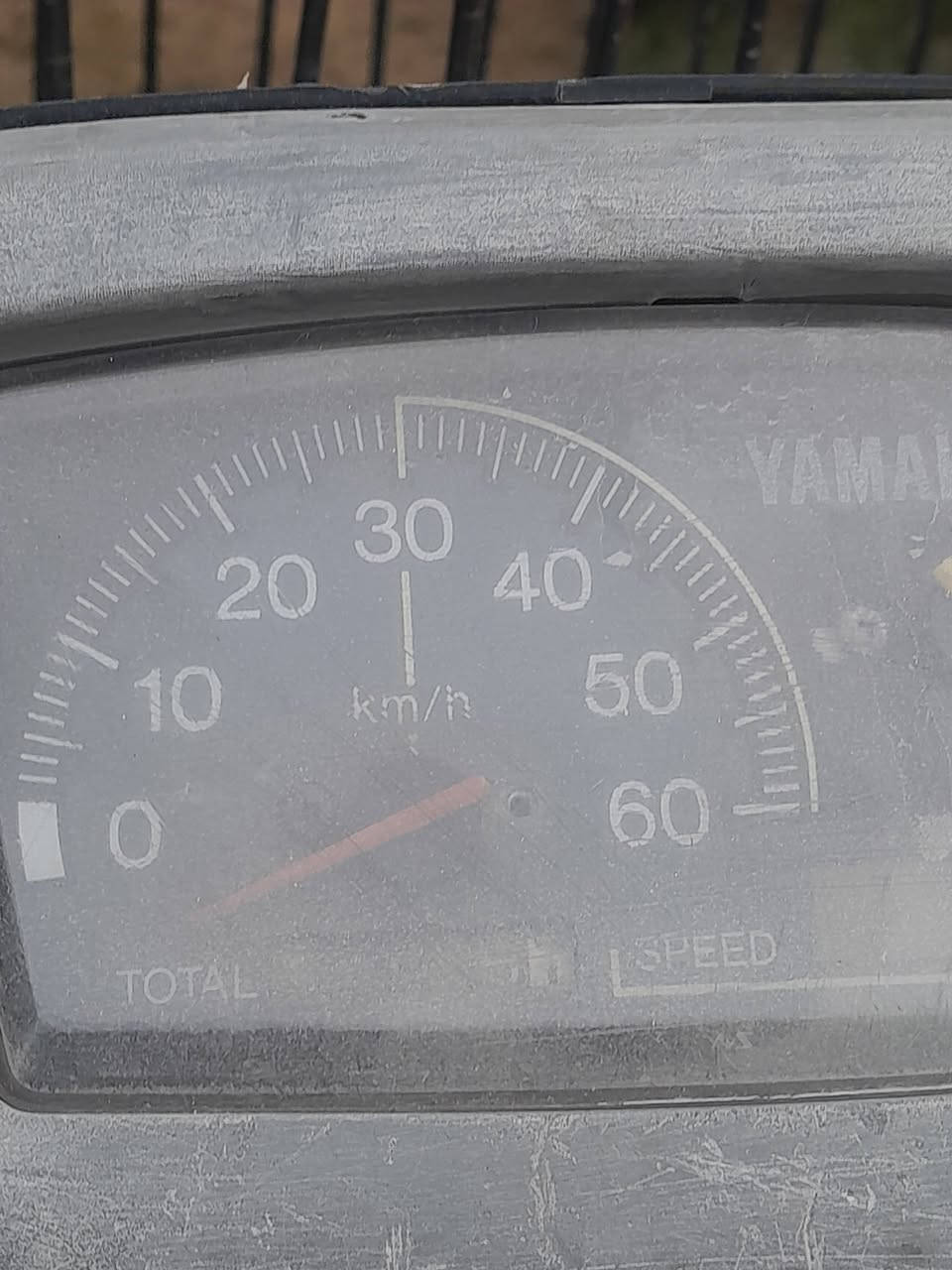 السلام عليكم دراجة بيكم حمل ياباني فحل نكره سلف وهندر مكينة ناعمة خير من الله لايت اشاير تخم تاير جديد السعر ٣٥٠ بيه شوية مجال الاتصال ***********
