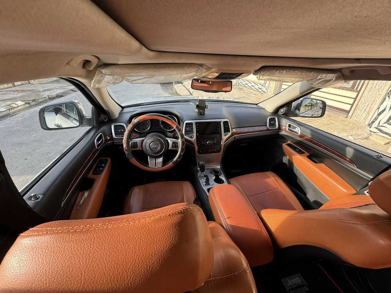 السلام عليكم جيب واحد على واحد فول على الأخير لمتد 
بانوراما حساس شاشة كامره رادار ويل كروم سياره حيل حيل نضيفه سياره ب اسمي رقم هزة سنويه كلو جديد رقم اربيل 

‭٠٧٧٠ ١٦١ ٦٩١٠‬
سعر ١٩٠ بيها مجال
