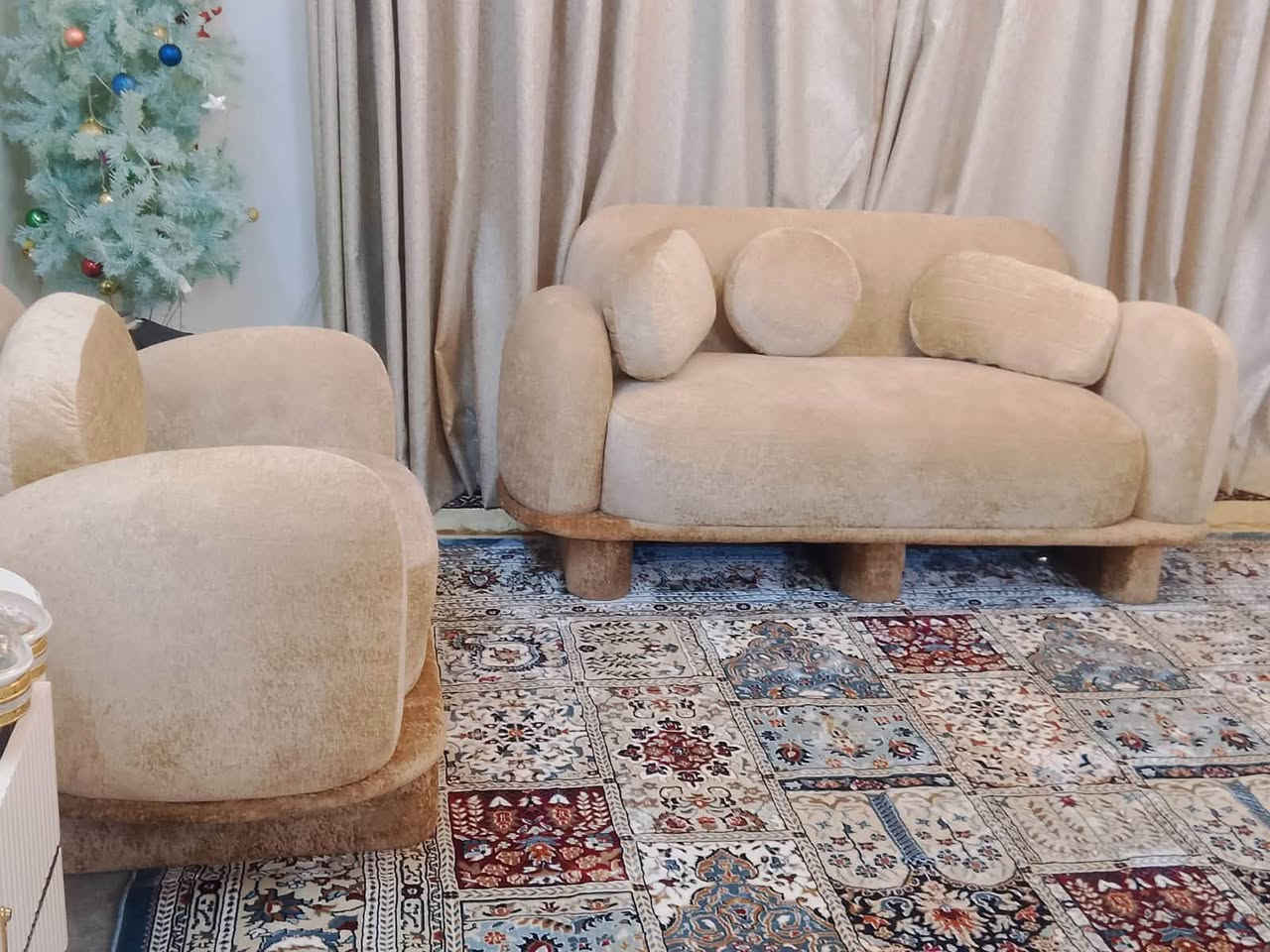 للبيع نضافه فول اتصال ع واتساب ***********
