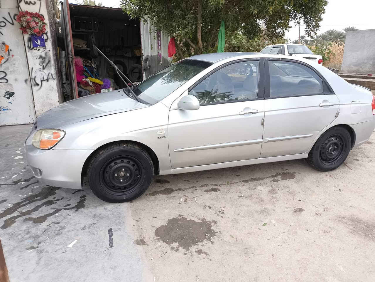 سيراتو 2007 خليجي
للبيع سيراتو 2007 رقم بغداد بسمي سنويه جديده 

محرك 1600 بيها خياسات دوس ودور جاملغ خلفي وصلحتهن وبيها جاملغ امامي مبدل بلادي نفس الون محرك لاتبخير ولا تنقيص  السعر 85وبيها مجال ***********
