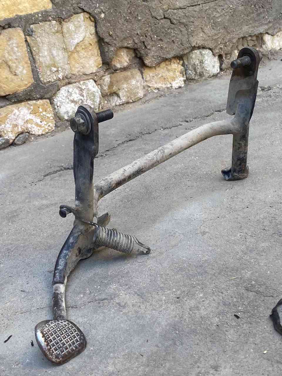 السلام عليكم اخوان غراض ماكس للبيع بسعر مناسب كلمن وسعره مكاني سوق الشيوخ رقمي ***********الكفرات الصفح اصليات مال رمبه ختم واحد والبدلات هم مال تفصيخ
