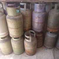 ٤٥ اسطوانة غاز • للبيع