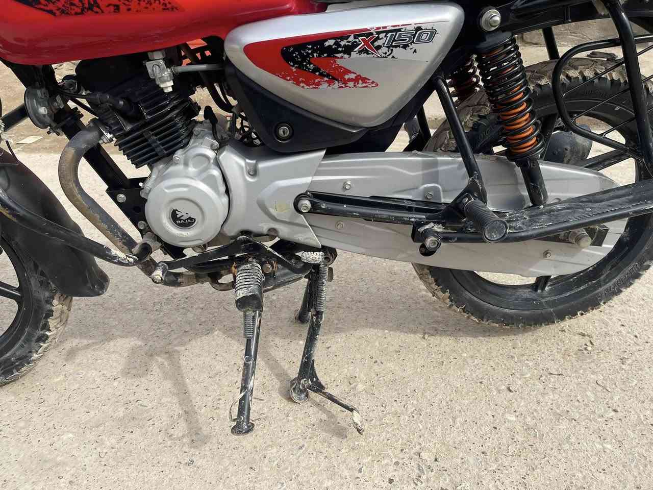 دراجة بوكسر جبلي للبيع مكفوله من كلشي مكينه مكفوله الدراجه شخط مابيهه السعر مليونين مكاني يغداد النهروان ***********
