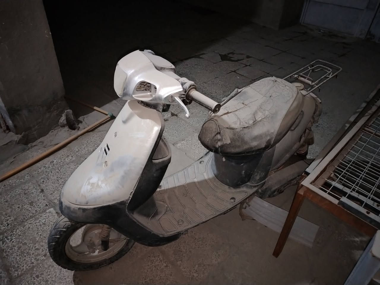 السلام علیکم دراجه زعره للبيع جوم حديد السعر ١٢٥ بيه مجال بصيط اتصل ع الرقم غير متواجد ع الفيس *********** مكان الديوانية مركز
