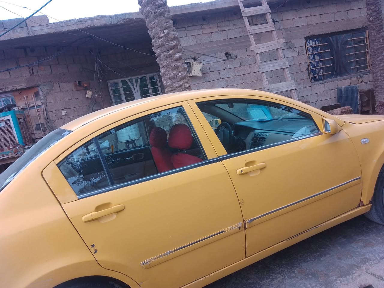 شيري اي فايف موديل 2011 رقم بغداد السعر 33وبيها مجال العنوان بغداد جسر ديالى القديم للاستفسار على الرقم ***********
