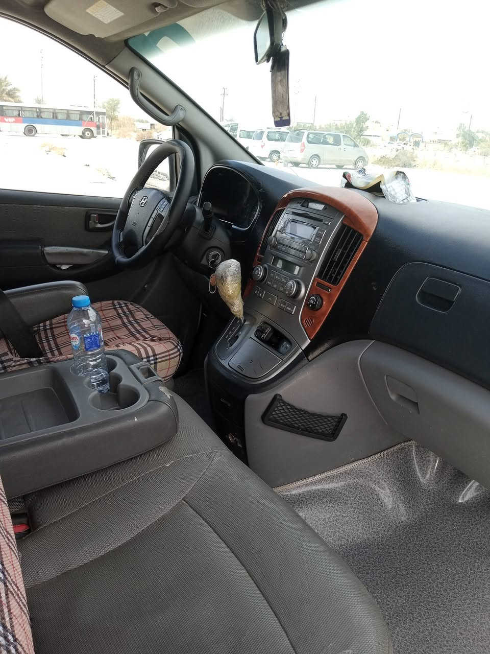 ياالله السلام عليكم اخوان من رخصت الادمن ستاركس للبيع مديل 2008 أصل مسكر اوتماتيك سياره جاهزه ع أخر حبايه منضومه تبريد كله جديد سياره مصبوغه حزام قواعد تكم برانكيت كله بلاد قطره خياس مابيه مكاني بصره قرنه للتواصل *********** السعر 130 وبيها مجال
