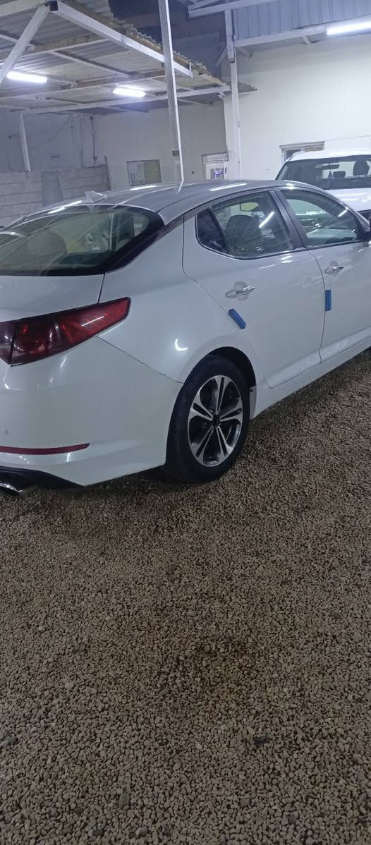 اوبتما 13بيها قطعتين جاملغ خلفي وبنيد هلال الجاملغ الخلفي فقط صبغ بودن دواخل  مكينه وكير والباقي كفاله السعر 115 وبيها مجال مكاني 5كيلو *********** السياره أمريكي مو خليجي
