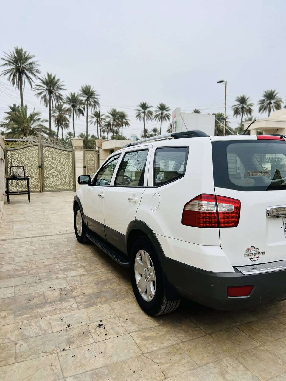 السلام عليكم 🔥😎 بيع فقط 
كيا موهافي 2013 خليجي 
رقم بغداد سنويه ل 2029 تحويل مباشر ب اسم المشتري 
عداد المسافه 143 الف حقيقي 
كفاله عامه من الصبغ والتبديل 
المواصفات 🔰 1/1 فول اعلى موصفات 
محرك 6V 3.8
بصمه ابواب وتشغيل 
فتحه سقف 
كشنات الامامي كهرباء
خزن مومري 
داخل مطعم صاج 
فور ويل
مقاعد تدفئه تبريد 
ستيرن كهرباء 
تبريد مركزي ب السقف 
7 راكب 
داخل جلد بيجي 
زراك لايت 
مخارج USB AUX
السياره جديده بمعنى الكلمه جاهزه من كلشي 
 📍 مكان السياره / بغداد الكاظميه 

📞 ***********

📞 ***********
