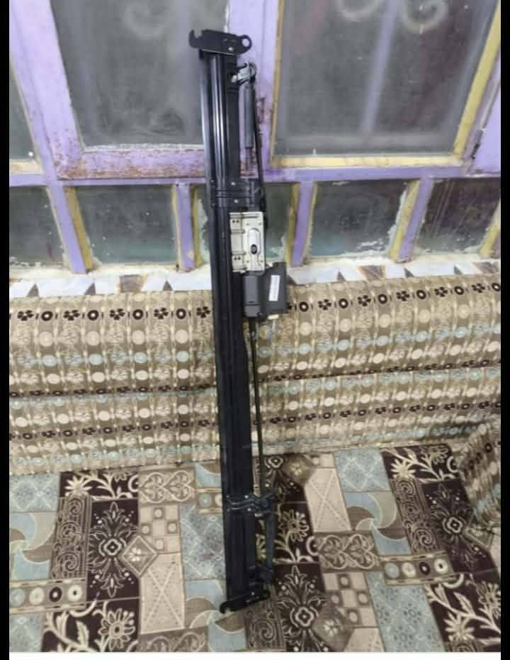 غراض للبيع بصره شارع المقاولين ***********
