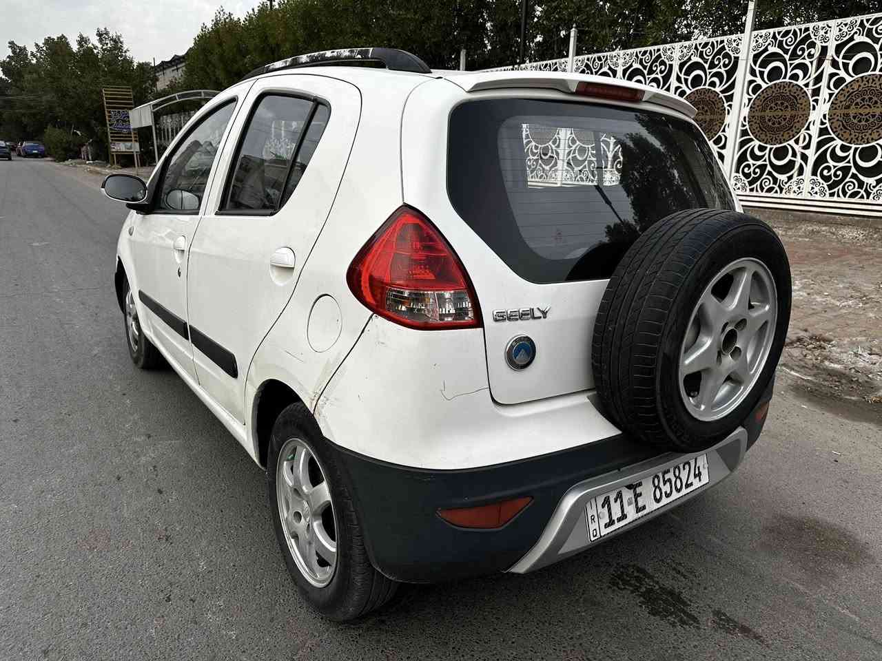 ***********
باندا كروز  2013  كير اوتو السعر 50 ورقة رقم بغداد مشروع وطني تحويل مباشر بيها صبغ مكانات طخات خفيفة كير مكينة حداديه تبريد كله جديد مكان بغداد الصليخ ال 600  للاستفسار هذة رقمي ***********
