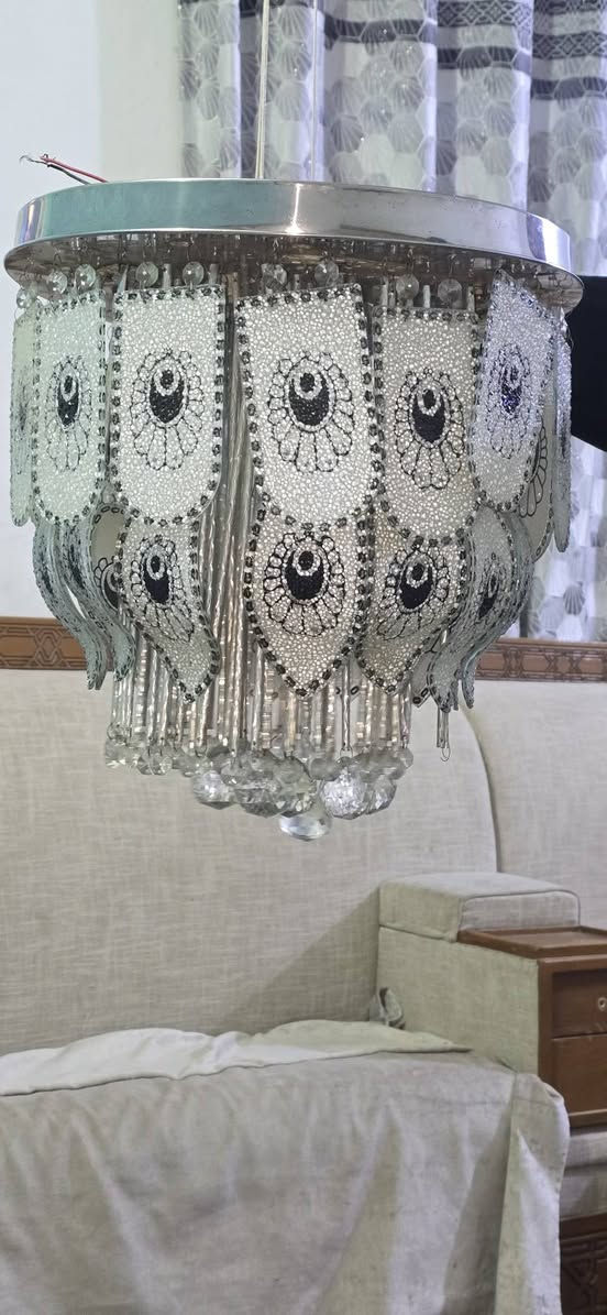 زوج ثريات  اربع الأوان + ام بي ثري نضيافات كلش سعر ٣٠ الف هذا رقمي ***********
