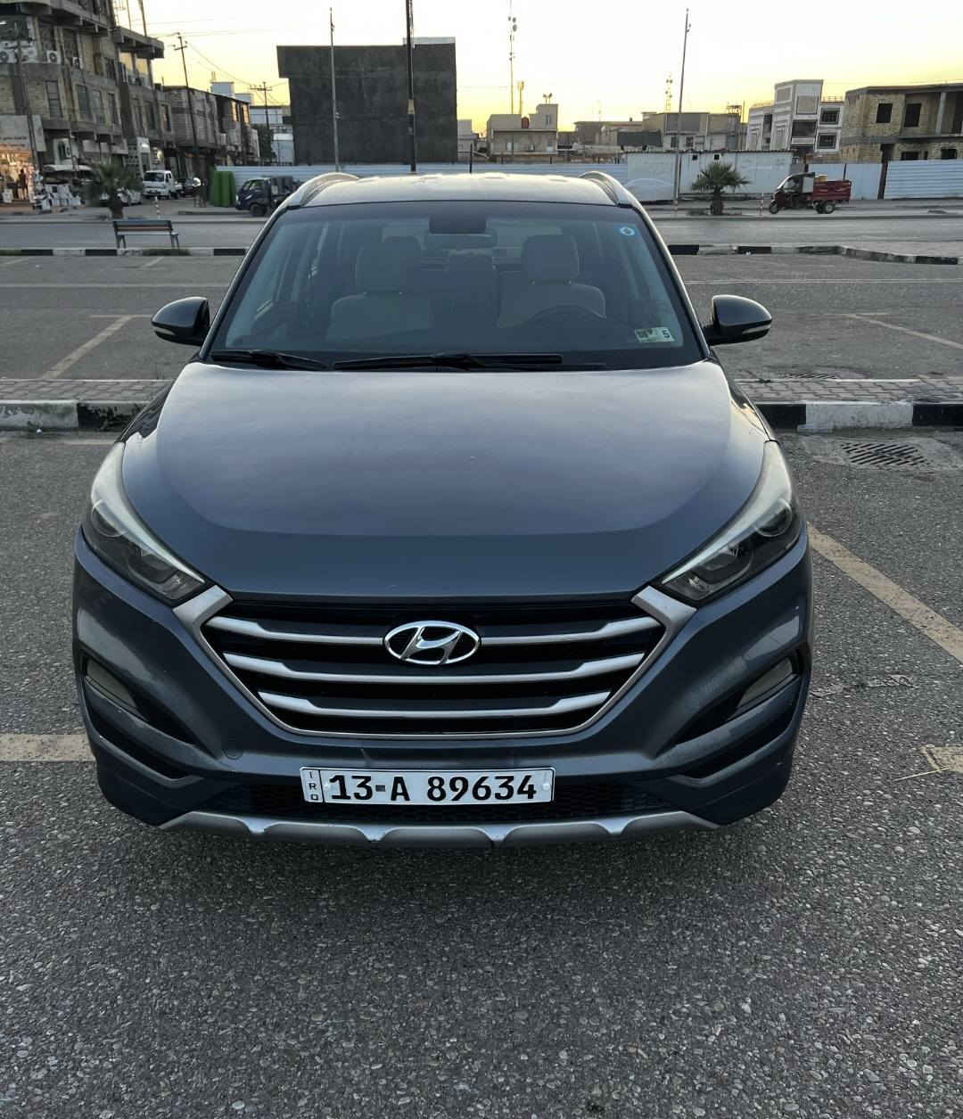 السلام عليكم
للبيع او مراوس هونداي توسان 2017 وارد امريكي
سنويه جديده بسمي تحويل ثاني يوم
السياره جاهزه من جميع النواحي
السعر 135 وبيها مجال
السونار والحادث داخل المنشور
***********
