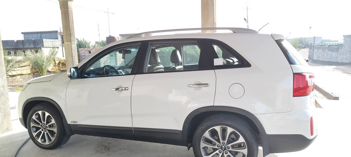 السلام عليكم للبيع سورنتو 2014 فول موصفات محرك 6 رقم بغداد سنويه وهزه جديده  7 راكب بانوراما السعر 190 العنوان الفلوجه
***********
***********
