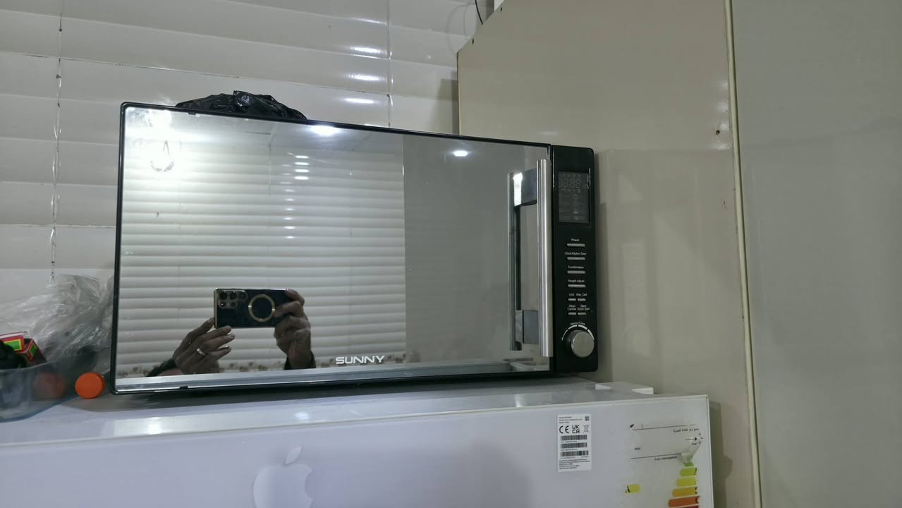 مایکرۆ تازە تازە
بۆ گەرم کردنەوەی خواردن
بۆ برژاندنیش  بەکاردێ
بۆ چای و قاوەش بەکاردێ
هیتەریشە

60 هەزار و مەعمەلە
***********
