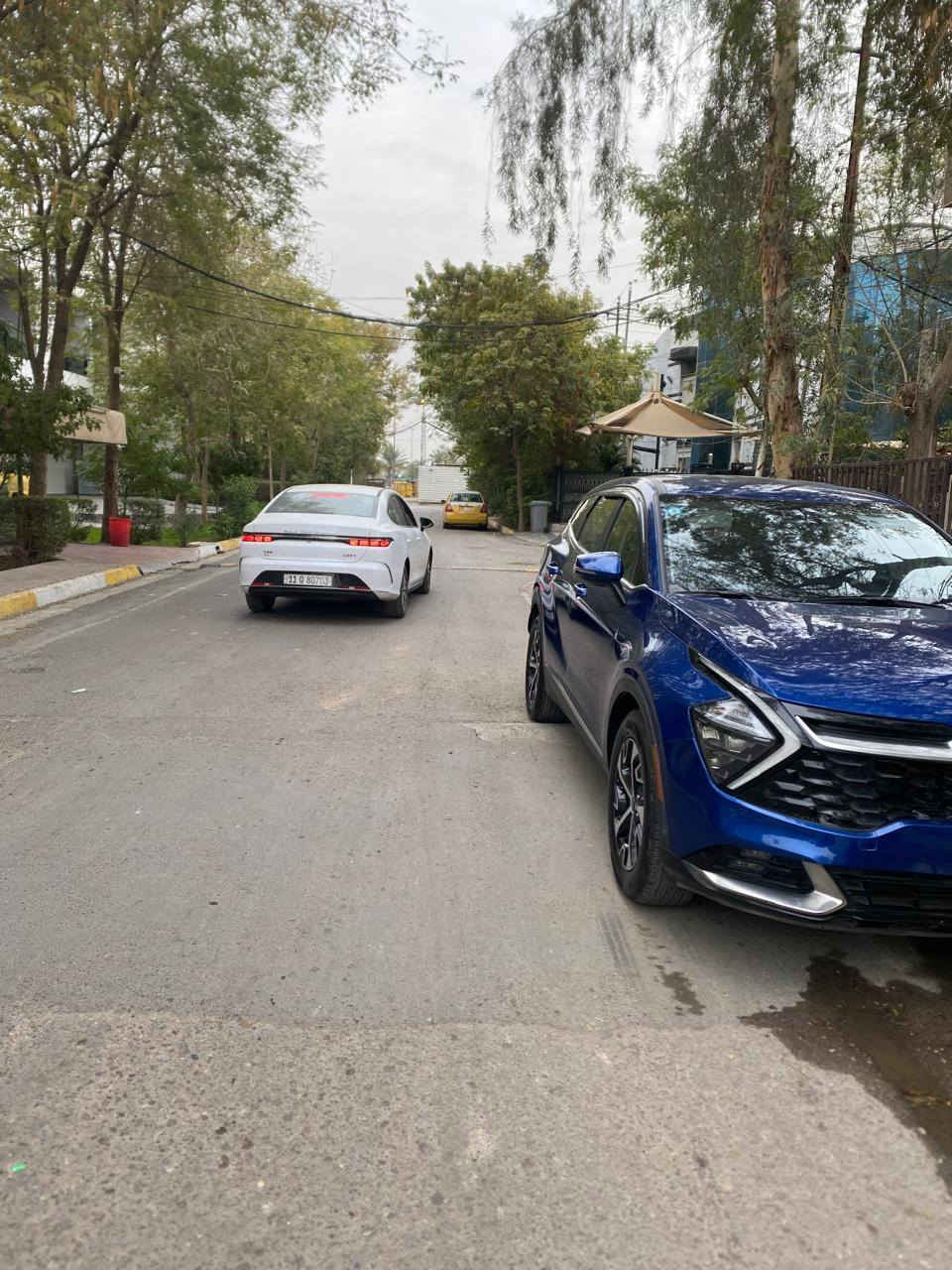 السلام عليكم شباب عندي كيه سبورتج 2023 وارد امريكي السياره حادثها نص بنيد ودعاميه فقط مكاني الشيخ عمر 
***********
