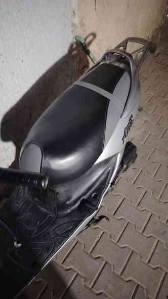 دولفين ( اكزز ) للبيع دراجه مفتوحه.. ب 400 وبيها مجال
الشراي يجي خاص او الاتصال ***********
