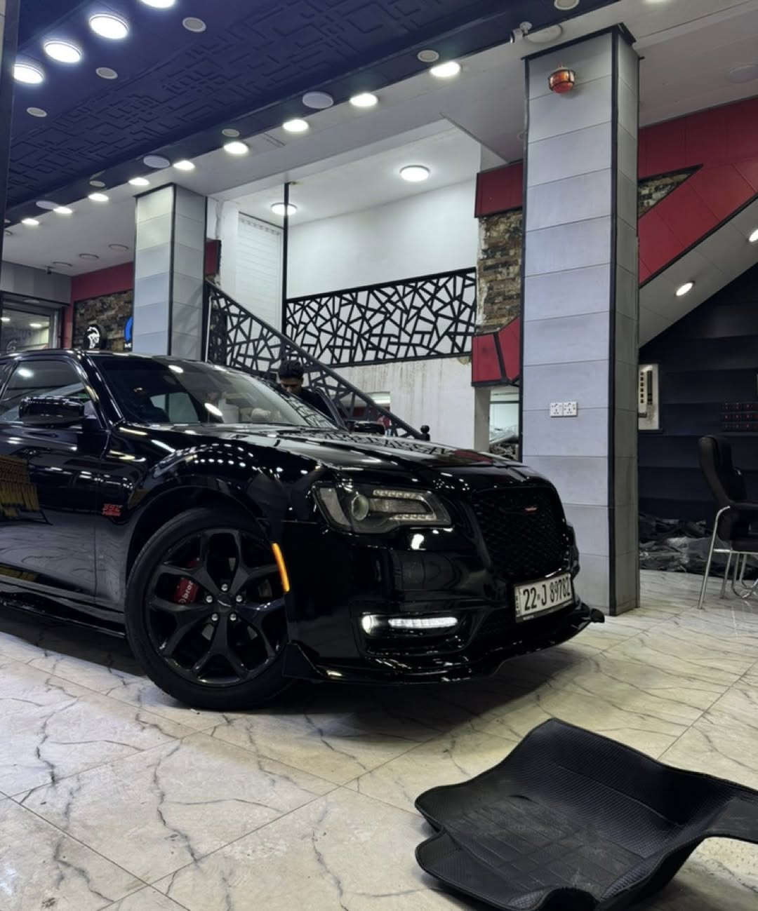 السلام عليكم اخوتي///
.اوباما موديل 2022 
.السياره جدن جديده 
.ومصروف عليهة لله شاهد 
.حادثهة بس وجه الجنطه وموجود بل صور 
.بدون ايرباك السياره كلش حلوه 
.سعر//280 ///💙
.بيهة مجال قليل لل شراي الموشراي ليفوتلي💙
.رقم التلفون::***********
