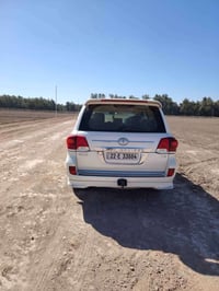 لاند كروزر • المقدادية • ديالى