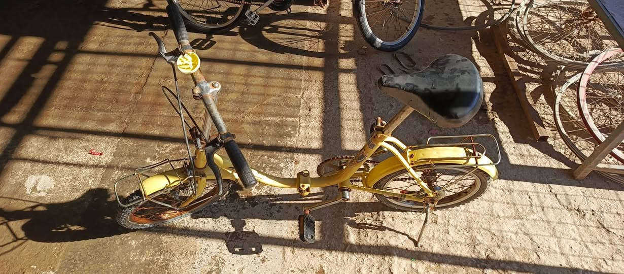 السلام عليكم بسكلات حاويه نضيف للبيع 26 كيمو و20 ابو طبكه 
و16 كلهن حاويه نضيف ابيع كلهن سوه للاستفسار اتصل ***********
