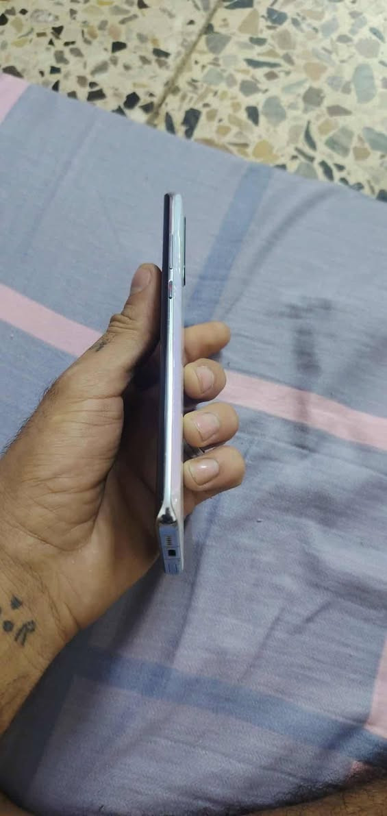 من رخصه الادمن
جهاز هواوي بي 30برو
الذاكره 128
يشغل ببجي 90فريم جير سكوب
جهاز فول بس معتاز و اريد ابيعه
سعره 125و بي مجال بسيط جدا


**إذا كنت صاحب هذا الإعلان وتريد حذفه لأي سبب، رجاءا أرسل رسالة إلى الدعم الفني**