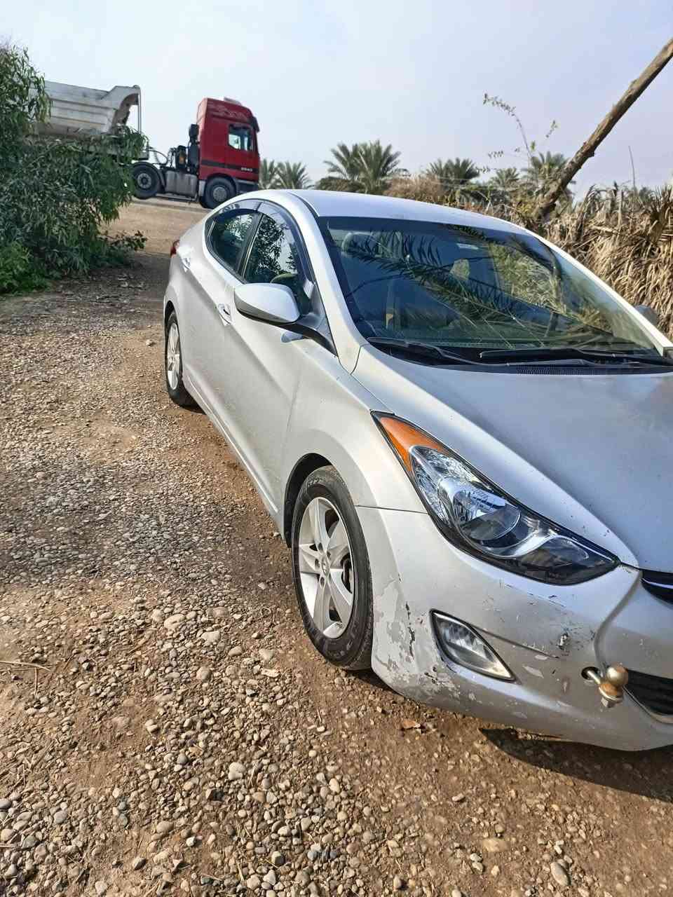 النترا 2013 أمريكي
ظرر بنيد مبدل ومصبوغ فقط بدون دواخل 
قبق الجنطه مفتوح بدون صبغ....الباقي مكفول 
صدر كهربائيات باتري تتدفئه وتبريد شغالات 
السنويه صاقطه صار شهر السياره بسمي..
المكان ديالى بعقوبة قريه المجدد 
المحرك بي خيط بخار 
السعر 100 وبيهه مجال شي بصيط..خاص ممتواجد 
***********
