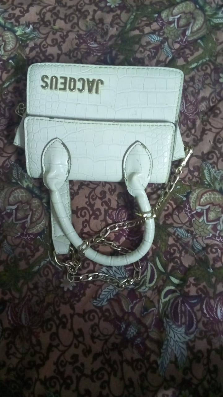 مستعمل بأرخص لاسعار


**إذا كنت صاحب هذا الإعلان وتريد حذفه لأي سبب، رجاءا أرسل رسالة إلى الدعم الفني**