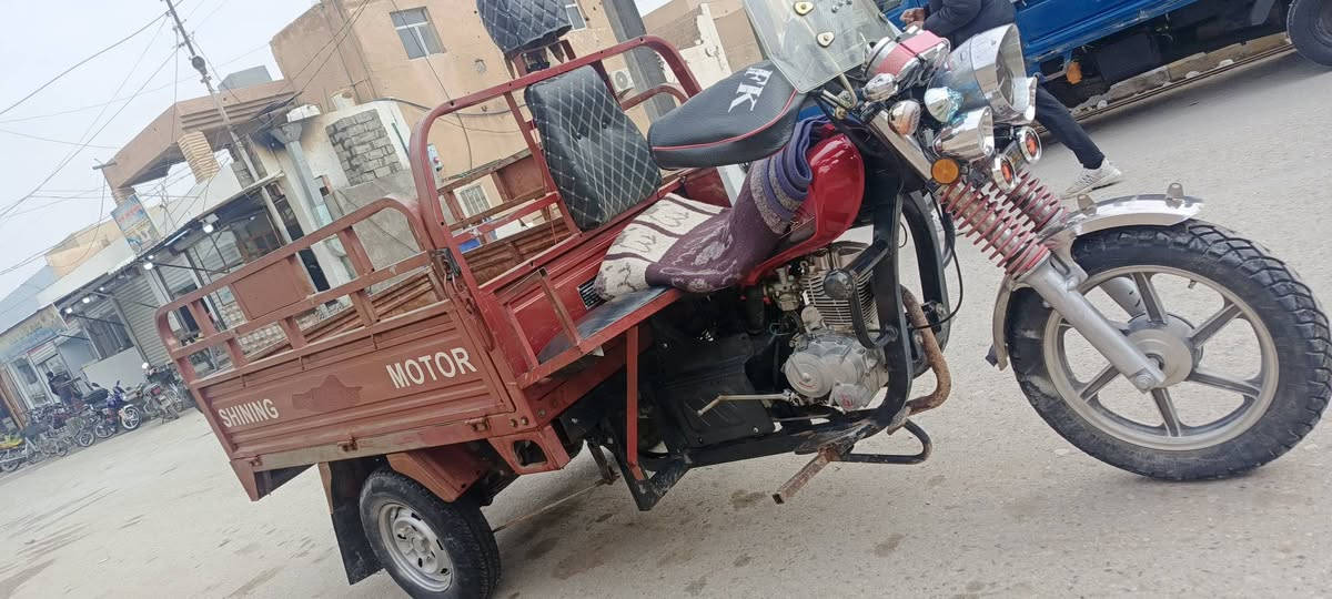 السلام عليكم للبيع ستوته فحل موديل ٢٠١٨ ستوته مكمركه اوراقها الاصوليه جاهزه من كلشي سعره ملوين و٢٠٠وبيها مجال للشراي ***********
