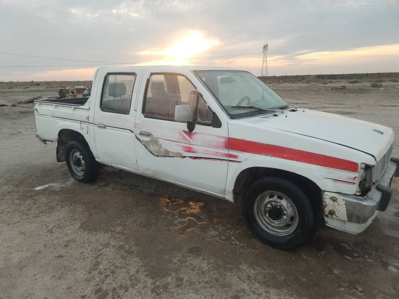 السلام عـليكم نيسان للبيع موديل 92 محرك ونجي ٤ بيه طگه وكير مكفول واكسن سيـاره احله من صوره بس عوزه فقط تجفيت للمحرك داوخل نضيفه تايرات نظيفات كهربائيات كامله مكـان ناصريه
الأنتصال: ***********
