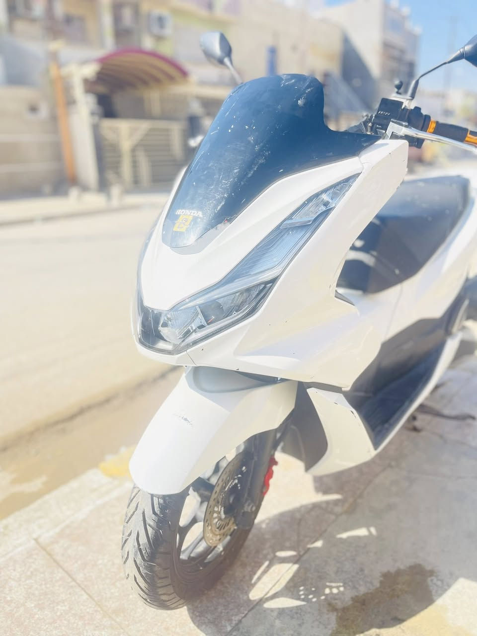 السلام عليكم 
بي سي اكس جيل رابع ماشيه71 
دراجه نظيفه وخير من الله مكينه ما مفتوحه كفرات نظافه 90 بل ميه هيترات بل يده حساس ازدحام استان كهرباء  تخم تاير جديد  دبلات جديد ⭕️⭕️⭕️لا تجي وحدك جيب فيتر وتعال لا تجي وحدك⭕️⭕️⭕️***********
مكان بغداد الامين ثانيه سعر اتصل وتعرف ما متواجد فيس
