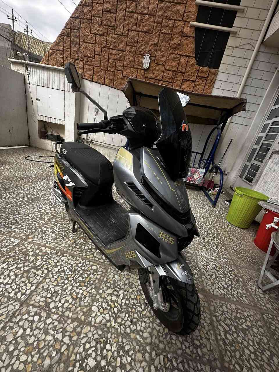 اباتشي من وكالة HIS نوع F1 موديل 2025 ملف 3000 نحاس 100‎%‎ النظافة كما موضح بالصور (زيرو ) شحن
العنوان بغداد البلديات 
*********** 
السعر مليون و100
