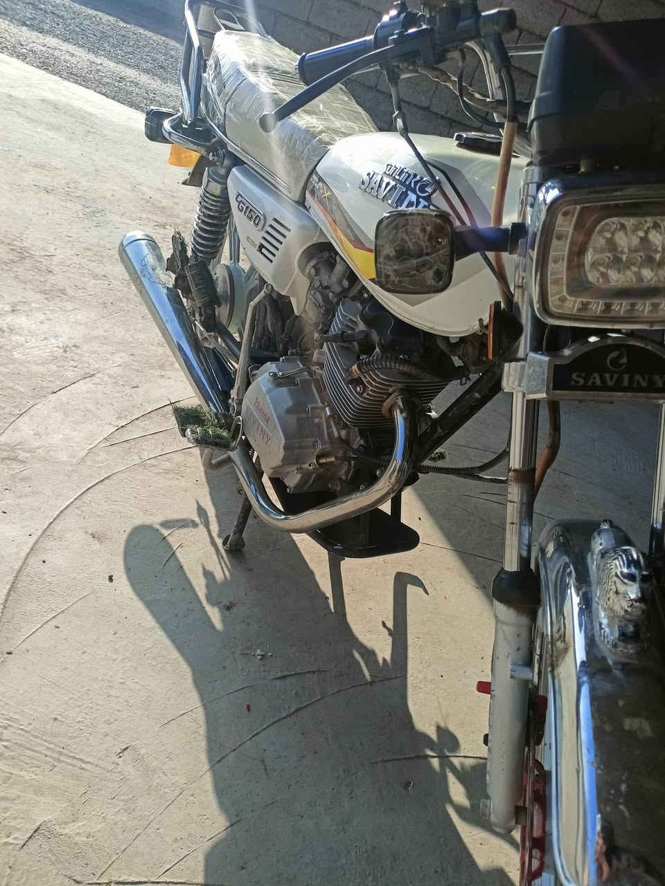 السلام علیکم موطورللبيع کلو شغال مودیل2022
نشاط فول محرك نضيف السعر550: ***********
