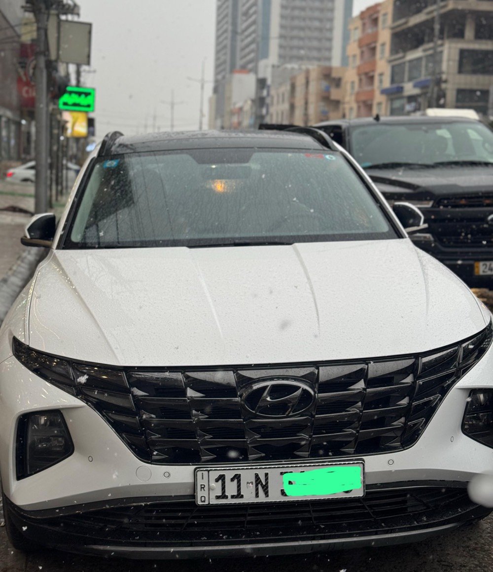 
توسان 24 خليجي استلام شركة الت ساك وبعدها بضمان الشركة فول الفول وبانوراما ماشية 44 الف رقم بغداد الانكليزي سنوية لغاية 2029 وهزة جديده بيها تبديل باب السايق نفس اللون اثر حادث ستوته وصبغ ربع باب الخلف السايق وشبر من الصندوق بدون ايرباك وكل شي مذكور بالسونار السيارة جديدة بمعنى الكلمة السعر 206وبيها مجال بسيط جدا *********** 

بغداد الدوره شارع المصافي مقابل المحكمة