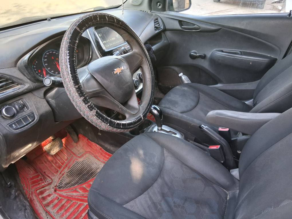 شۆفرلێت سپارك ٢٠١٧
مواسەفاتی ABS
قوفل مەرکەزی 

بێ تەقە و ڕەقە 
گێڕ و مەکینە بە شەرت 

4 پارچەی هەیە 
سەنەوی تا ٢٠٢٩ نوێیە هەزەی بەسەرچوە
بەناوکردن و تەحویل کردن بەشەرت 
٩٠ وەڕەقە و مەجال

بۆ پەیوەندی واتسئاپ و ڤایبەر 
*********** كويسينجاك, أربيل
