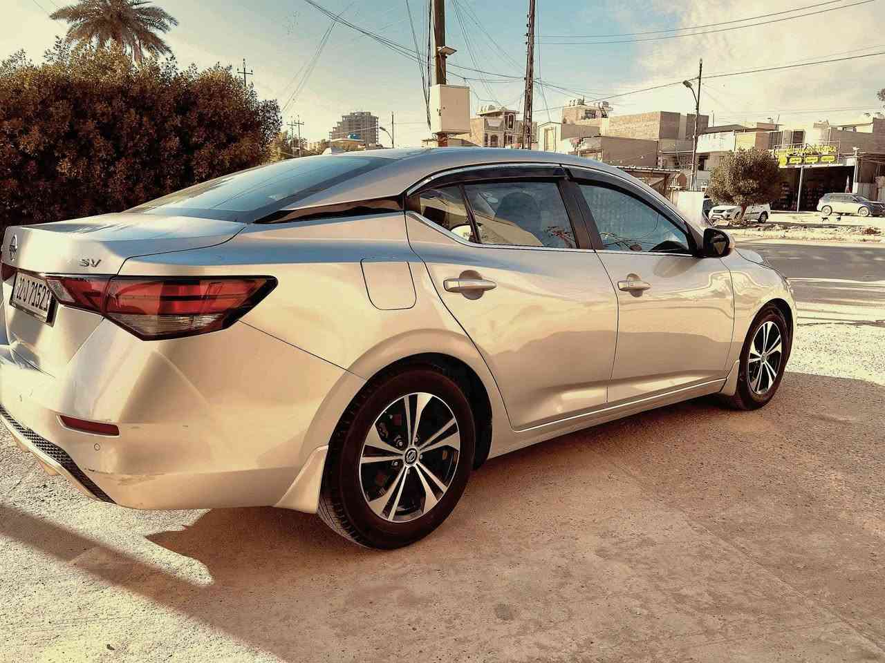 السلام عليكم
نيسان سنترا وارد أمريكي
 موديل 2021 
لون سلفر
مكينة 2000 cc
كيرCVT
سيارة شمالية أربيل رقم جديد 
السنوية بأسمي  هزة مالتها لحد شهر 7 تنفذ
طبعا سيارة SVمواصفاتها معروفة فول عدة الفتحة
بصمة
تشغيل عن بعد 
تحكم ستيرن
 قيادة ذاتية
رادرات خلفي امامي 
حساسات خلفي أمامي وبل مري جانبي
السيارة  كاملة مابيها نقص
حداداية جديدة
تايرات جديدة
باتري جديد
تبريدو تدفئة
مدوشمة كاعية وكشنات وصندوك 
السيارة حادثها موضح بسونار
السعر 135$ وبيها مجال حك الجية 
 عنوان السيارة بغداد /الاسكان مقابل كلية بغداد للعلوم الاقتصادية 
  ***********
