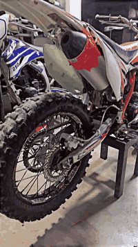 سلام عليكم عندي هاي قفاس لل بيع موديل 2023 لأصرف ولا بخار اي عيب مابي  سعر خاص مكاني كركوك عرفه ***********
